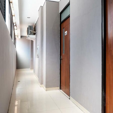 Reddoorz Plus @ Sawah Besar Jakarta Kültér fotó