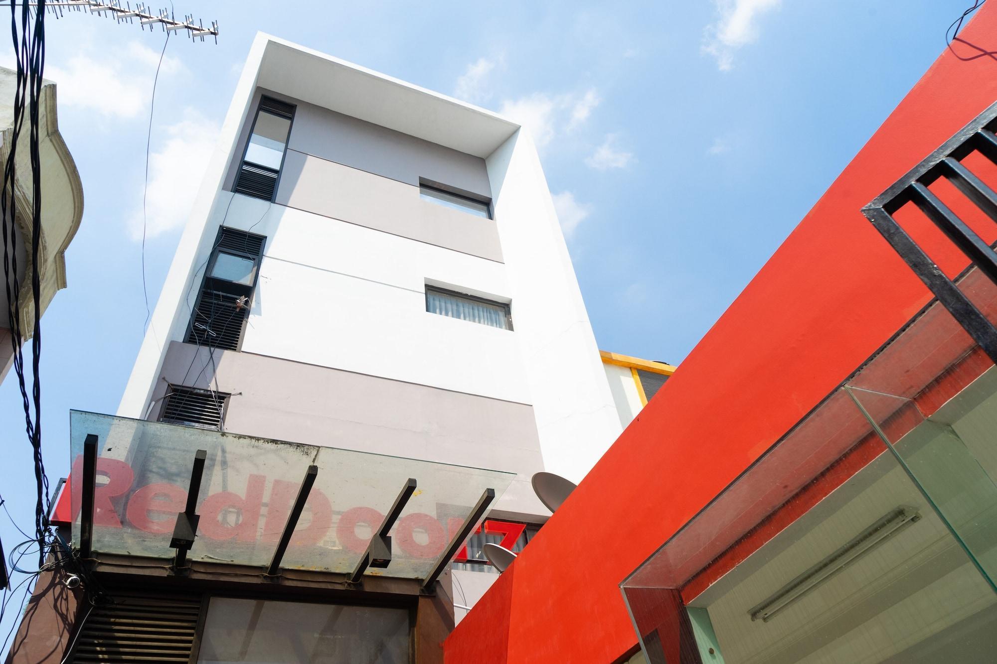 Reddoorz Plus @ Sawah Besar Jakarta Kültér fotó