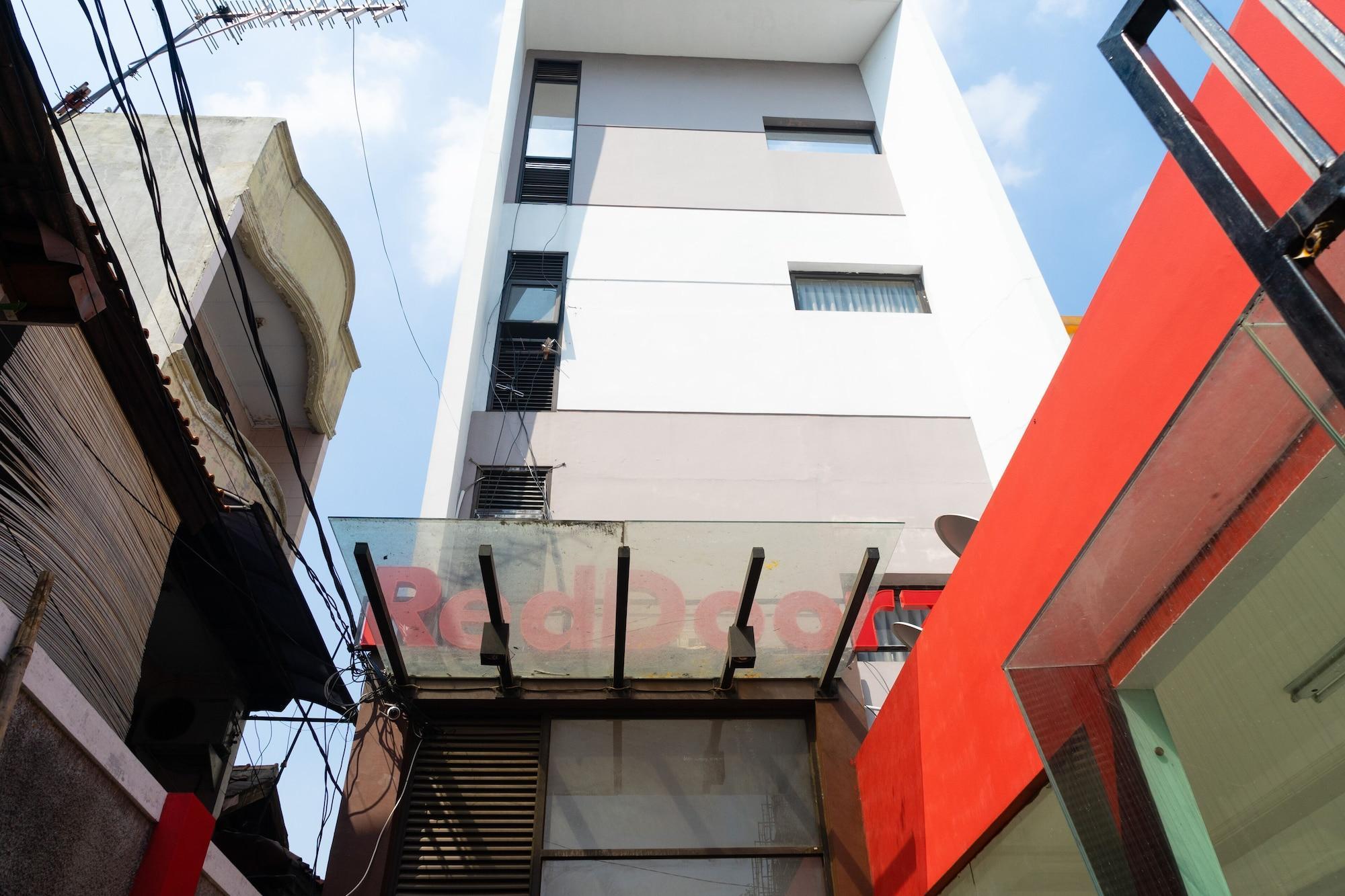 Reddoorz Plus @ Sawah Besar Jakarta Kültér fotó